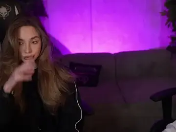 Stripchat Live Sex Cam of Zlata_Sky