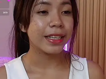 Stripchat Best live sex cam show of emily_sweett24
