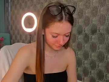 Stripchat Free Live Porn of Nicole_Charm