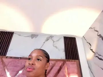 Stripchat Nude Webcam of kandy_bronw