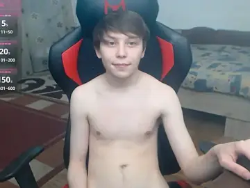 Stripchat Free Live Porn of hugkydo