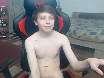 Stripchat Sex Cam of hugkydo