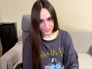 Stripchat Best live sex cam show of AliceKolltt