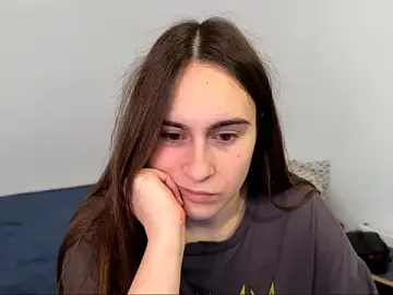 Stripchat Adult Webcam of AliceKolltt