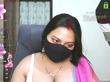 Stripchat Free Porn Cam of SassyWildCouple