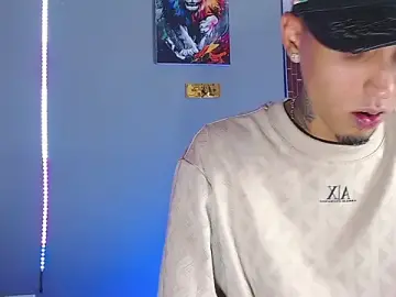 Stripchat Live Porn of Liam_lee