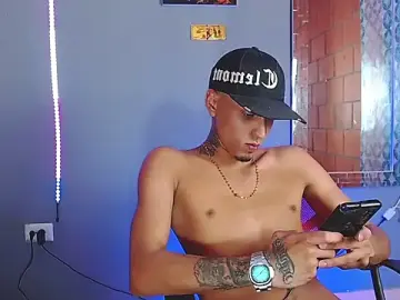 Stripchat Sex Chat of Liam_lee