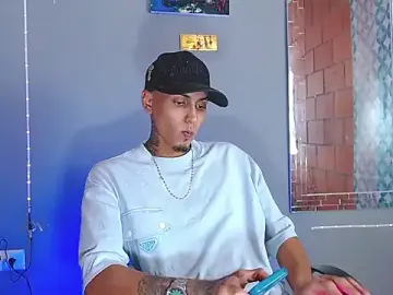 Stripchat Live Sex of Liam_lee