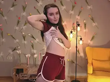 Stripchat Live Sex Cam of CloudGrace