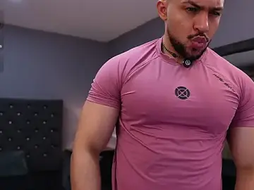 Stripchat Watch Live Sex Cams of LoganMartinX