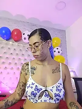 Stripchat Free Live Porn of Pamelamiler__