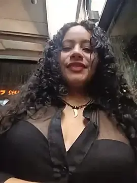 Stripchat Live Porn of Yaya_paid