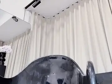 Stripchat Best Webcam of lvy-w