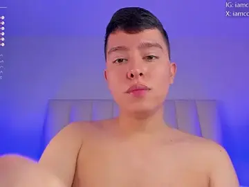Stripchat Live Sex Cam of the_little_cody