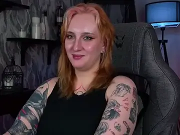 Stripchat Live Sex Cam of AsheLucker