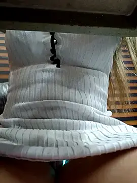 Stripchat Free Live Porn of Cata_city1106