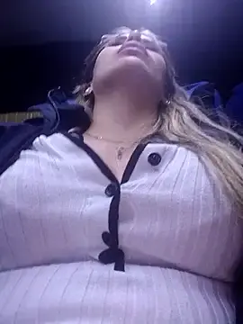 Stripchat Live Sex of Cata_city1106