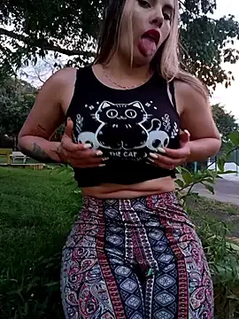 Stripchat Watch Live Sex Cams of Cata_city1106