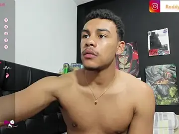 Stripchat Live Sex of RoddyRich11
