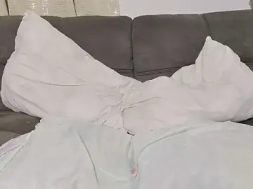 Stripchat Live Sex Cam of miss_valery2