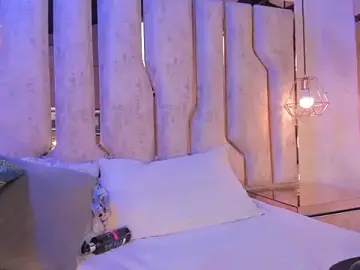 Stripchat Sex Cam of barbara_cambels