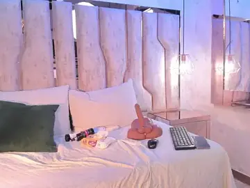 Stripchat Free Live Porn of barbara_cambels
