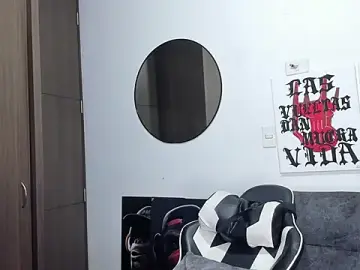 Stripchat Sex Cam of Alessandro_Vanni