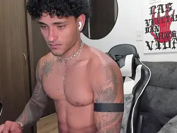 Stripchat Watch Live Sex Cams of Alessandro_Vanni