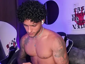 Stripchat Best live sex cam show of Alessandro_Vanni