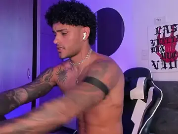 Stripchat Live Sex of Alessandro_Vanni