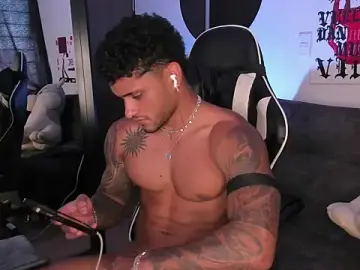 Stripchat Adult Webcam of Alessandro_Vanni