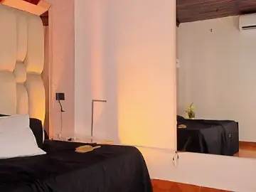 Stripchat Free Porn Cam of Isa_Little_Star