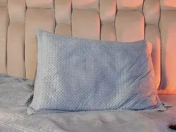 Stripchat Live Porn of Isa_Little_Star