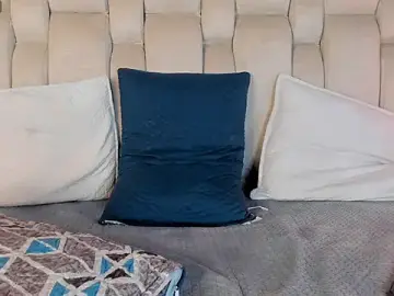 Stripchat Watch Live Sex Cams of Isa_Little_Star