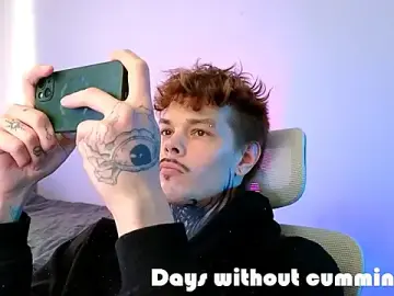 Stripchat Live Sex Cam of DENIS_HERE