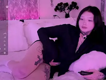 Stripchat Free Porn Cam of Lein_Bone