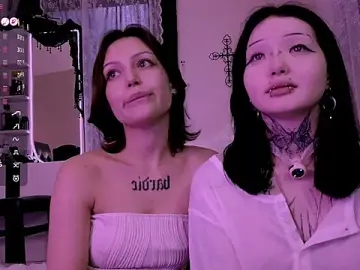 Stripchat Nude Webcam of Lein_Bone