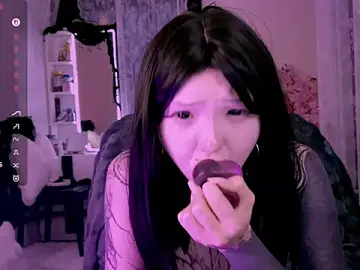 Stripchat Sex Cam of Lein_Bone