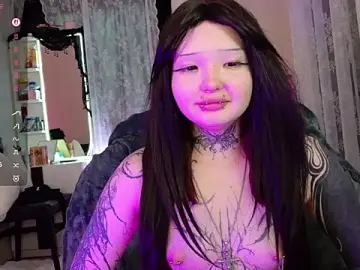 Stripchat Live Sex Cam of Lein_Bone