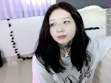 Stripchat Live Sex Cam of Lein_Bone
