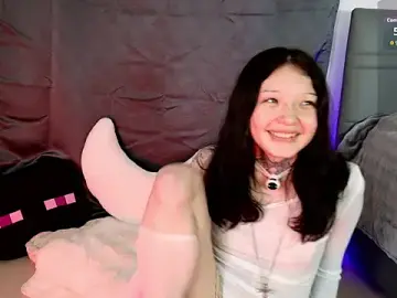 Stripchat Live Sex Cam of Lein_Bone