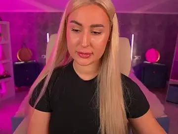 Stripchat Free Live Porn of LiaBrazzerr