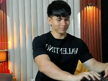 Stripchat Live Sex Cam of Ryo_kush