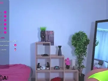 Stripchat Free Porn Cam of Emmi_crystal