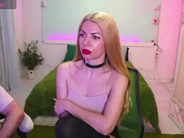 Stripchat Nude Webcam of AlisaAleksandr