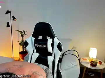 Stripchat Free Porn Cam of Allan_Daf