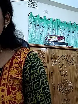 Stripchat Free Live Porn of Ritusri_Dotta