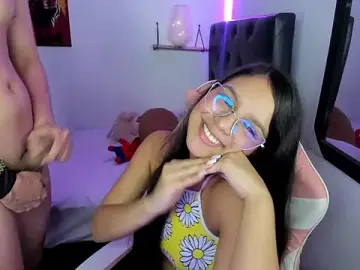 Stripchat Sex Chat of jessi_and_boy