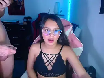 Stripchat Sex Chat of jessi_and_boy