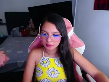Stripchat Free Porn Cam of jessi_and_boy